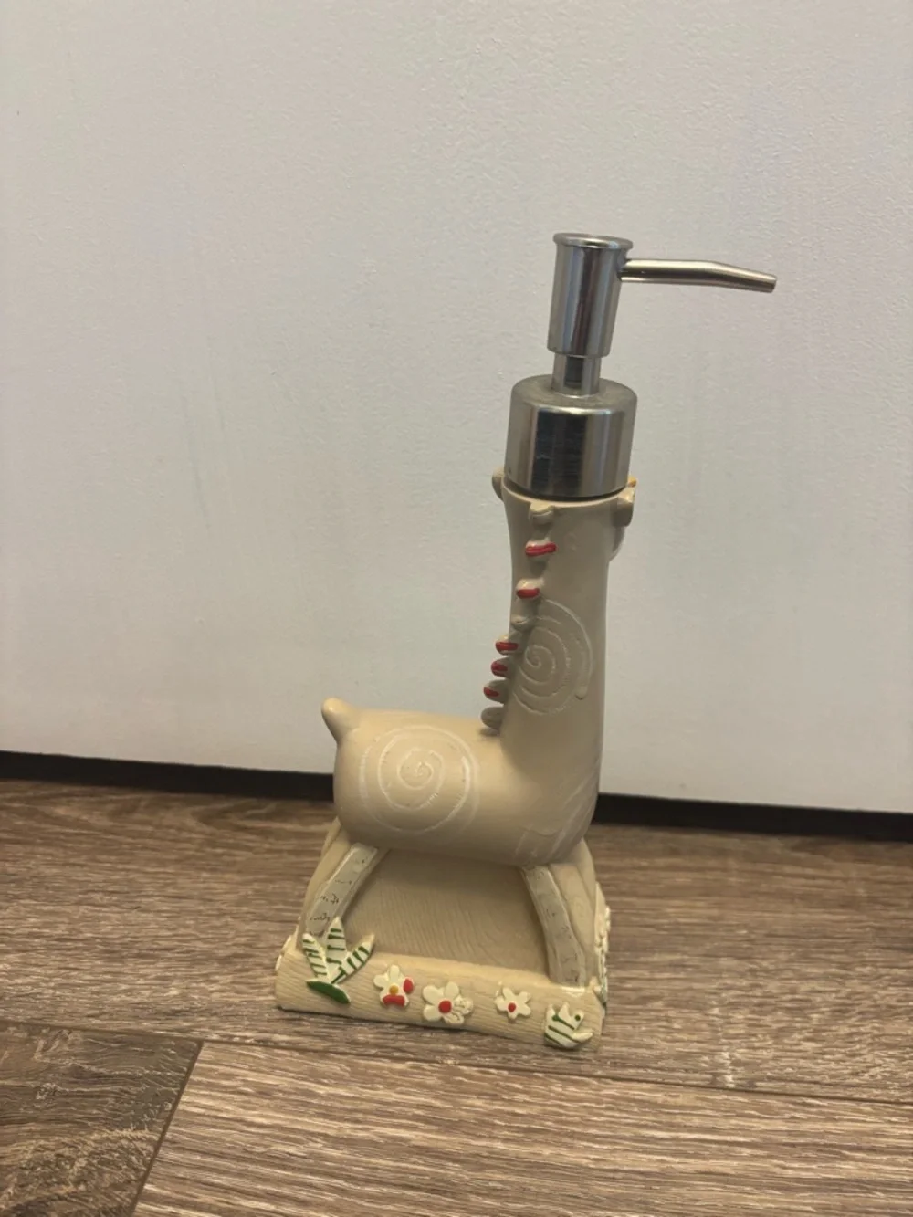 Creative Bath Animal Cracker Soap Dispenser Safari Animal Giraffe 9.5”